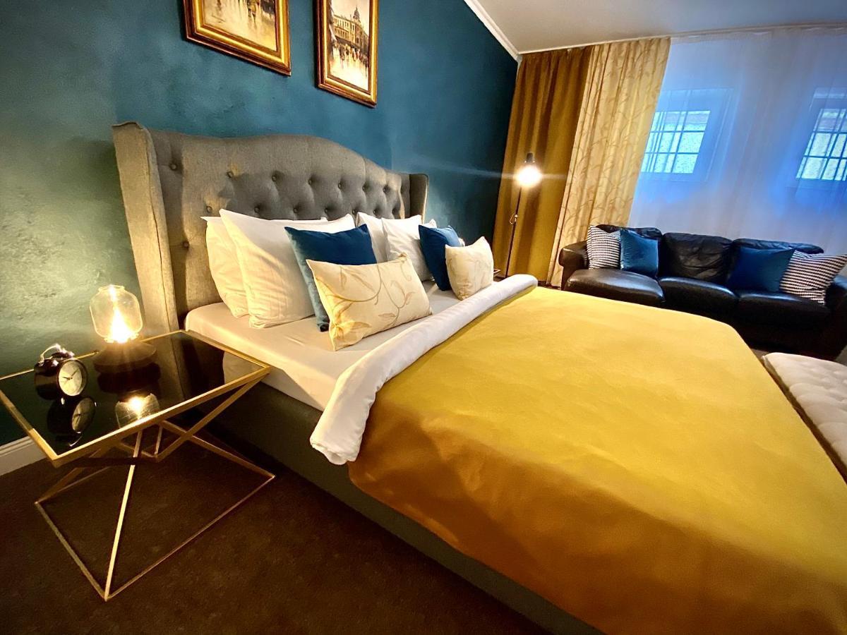 Sarada Boutique Luxury Apartment ديفا المظهر الخارجي الصورة