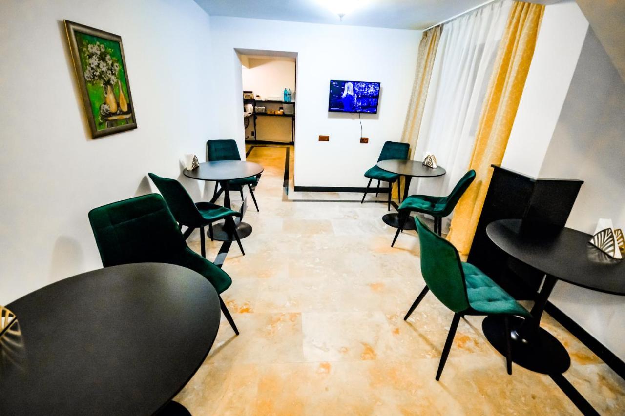 Sarada Boutique Luxury Apartment ديفا المظهر الخارجي الصورة